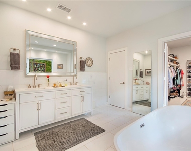 11804 Forest Lakes Lane - Photo Thumbnail 21