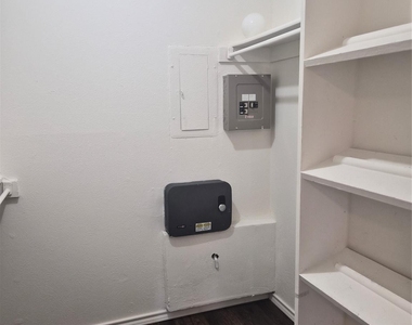 8110 Skillman Street - Photo Thumbnail 13