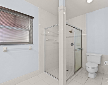 5611 Sw 97th Terrace - Photo Thumbnail 17