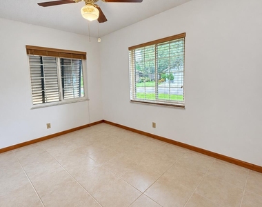 5611 Sw 97th Terrace - Photo Thumbnail 11