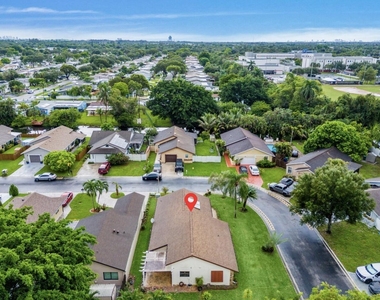 5611 Sw 97th Terrace - Photo Thumbnail 22