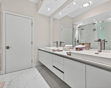 3100 N Ocean Drive - Photo Thumbnail 17