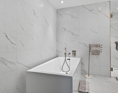3100 N Ocean Drive - Photo Thumbnail 14