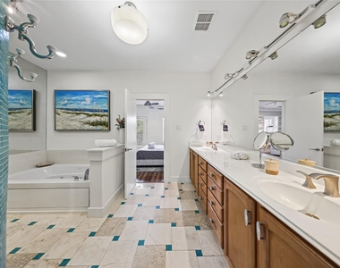 4312 Mckinney Avenue - Photo Thumbnail 28