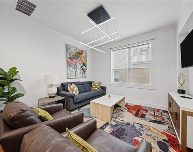 4312 Mckinney Avenue - Photo Thumbnail 23