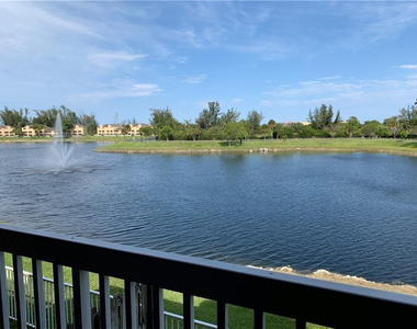 5200 Nw 31st Avenue - Photo Thumbnail 4