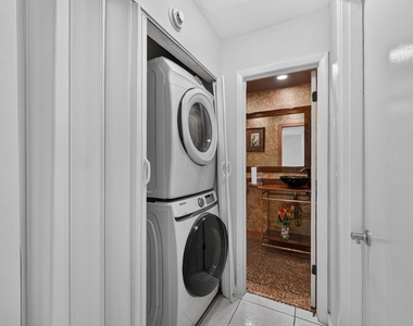 10377 Nw 3rd Street - Photo Thumbnail 9