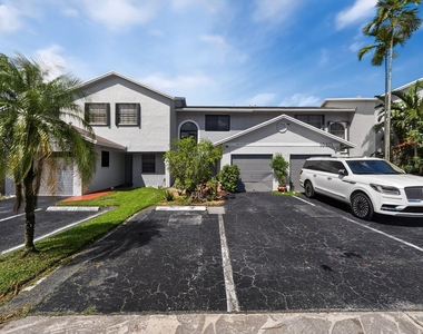 10377 Nw 3rd Street - Photo Thumbnail 1