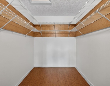 10377 Nw 3rd Street - Photo Thumbnail 12