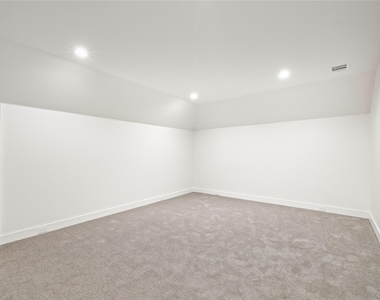 8730 Rexford Drive - Photo Thumbnail 37