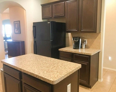 1121 Lake Hollow Drive - Photo Thumbnail 4