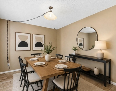 1806 Lakecrest Court - Photo Thumbnail 15