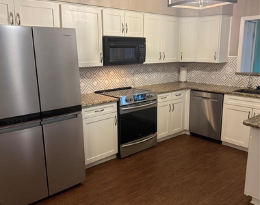 306 Timberleaf Drive - Photo Thumbnail 3
