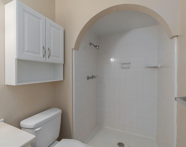 1201 Whitehall Drive - Photo Thumbnail 11