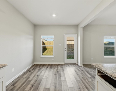 2029 Yarbrough Drive - Photo Thumbnail 4