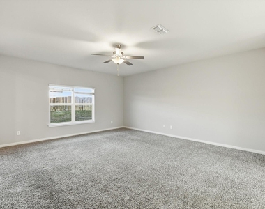 2029 Yarbrough Drive - Photo Thumbnail 3