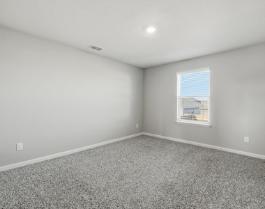 2029 Yarbrough Drive - Photo Thumbnail 9