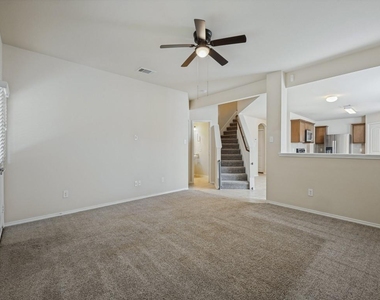 1201 Jasper Crossing - Photo Thumbnail 11