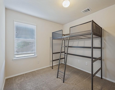 1201 Jasper Crossing - Photo Thumbnail 25