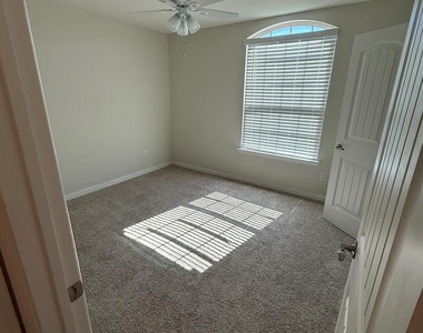 8529 Grand Oak Road - Photo Thumbnail 25
