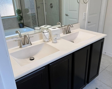 8529 Grand Oak Road - Photo Thumbnail 9