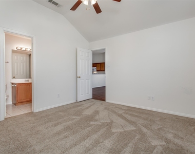 1727 Preston On The Lake Boulevard - Photo Thumbnail 16