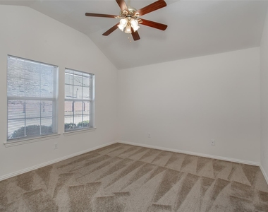 1727 Preston On The Lake Boulevard - Photo Thumbnail 14