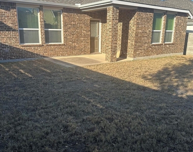 1813 6th Street - Photo Thumbnail 36