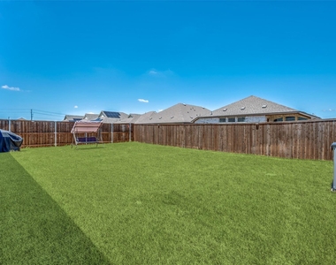 11425 Silver Queen Drive - Photo Thumbnail 21