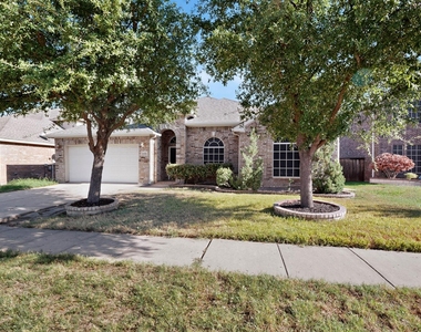 14908 Riverside Drive - Photo Thumbnail 1