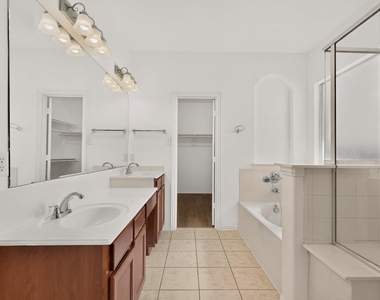 14908 Riverside Drive - Photo Thumbnail 22