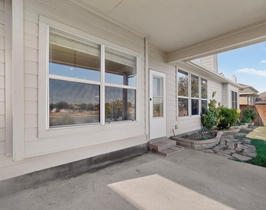 14908 Riverside Drive - Photo Thumbnail 37