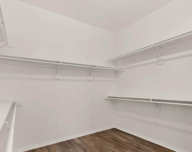 14908 Riverside Drive - Photo Thumbnail 34