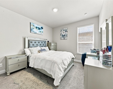 11516 Nicholson Lane - Photo Thumbnail 23