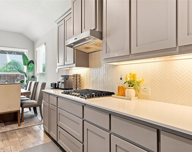 11516 Nicholson Lane - Photo Thumbnail 17