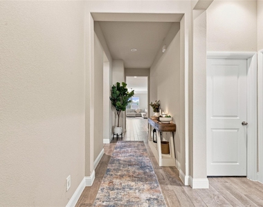 11516 Nicholson Lane - Photo Thumbnail 5