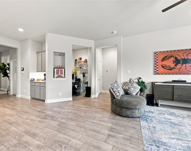 11516 Nicholson Lane - Photo Thumbnail 12