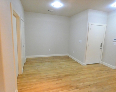 6159 Oram Street - Photo Thumbnail 12