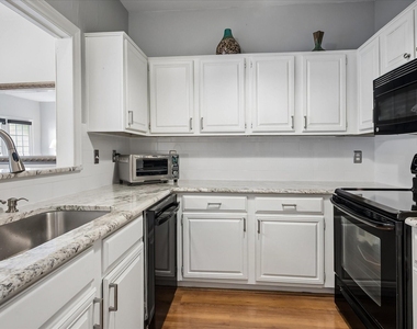 14277 Preston Road - Photo Thumbnail 4
