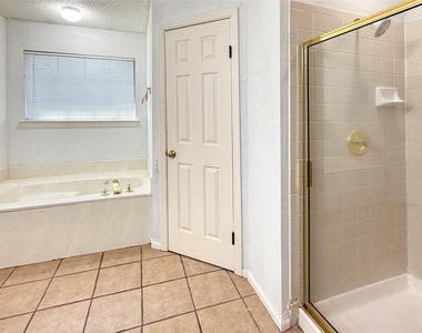 4219 Tanner Way - Photo Thumbnail 8
