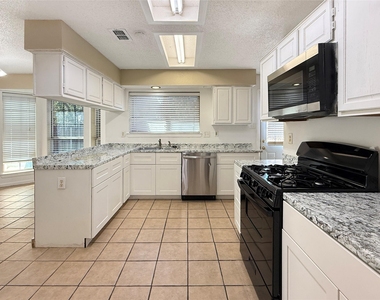 4219 Tanner Way - Photo Thumbnail 4