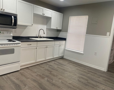 1222 S Lamar Street - Photo Thumbnail 4