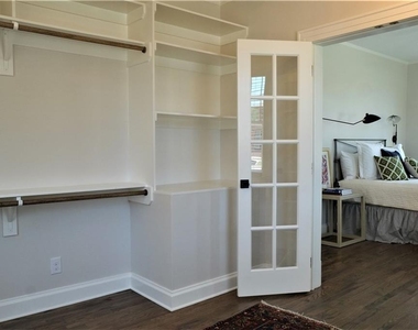 2837 Hemphill Street - Photo Thumbnail 8