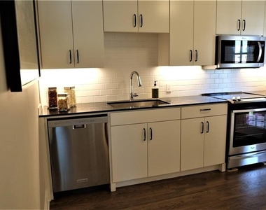 2837 Hemphill Street - Photo Thumbnail 5