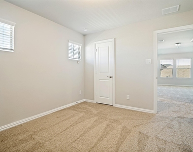 2403 Rocky Mountain Drive - Photo Thumbnail 20