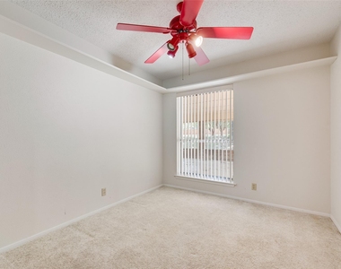 110 La Jolla Street - Photo Thumbnail 19