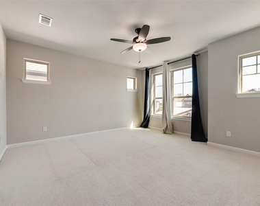 3342 Monarch Pass Drive - Photo Thumbnail 21