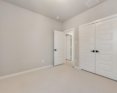 3342 Monarch Pass Drive - Photo Thumbnail 17