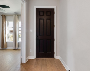 3342 Monarch Pass Drive - Photo Thumbnail 4