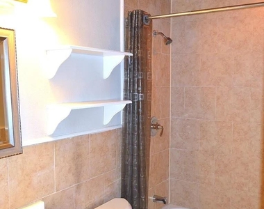 5729 Emerson Drive - Photo Thumbnail 6